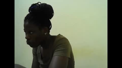 hot_shannia online show from April 8, 6:43 pm