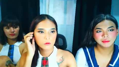 hot_xirene online show from June 16, 9:43 am
