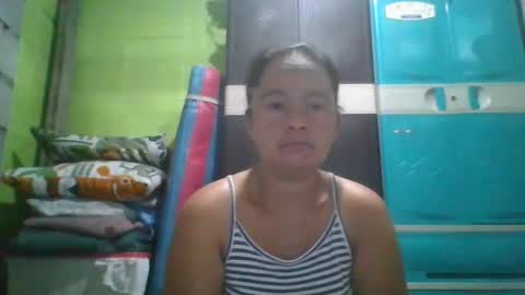 hotchicks4uxx online show from January 14, 10:23 pm