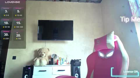 Snapshot of hotkleoo chatting on September 10, 9:20 am MistressM online show from September 10, 9:20 am