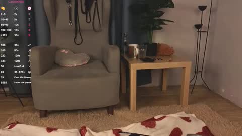 Allison  online show from September 24, 5:12 pm