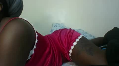 hotlina01 online show from February 18, 12:04 pm