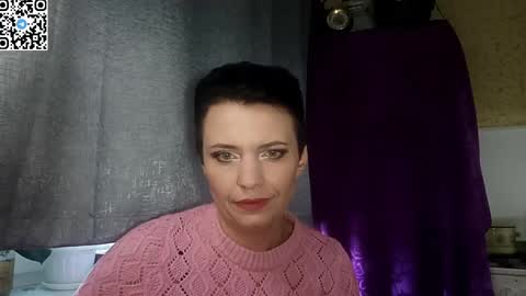 hotmamaqueen234 online show from April 25, 1:41 pm