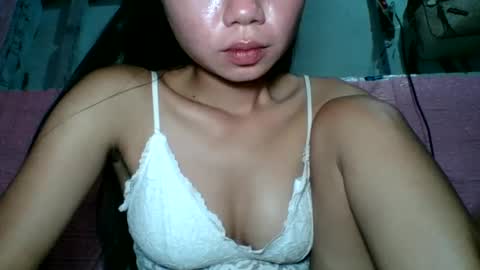 Snapshot of hotpink4u chatting on December 2, 11:33 am hotpink4u online show from December 2, 11:33 am