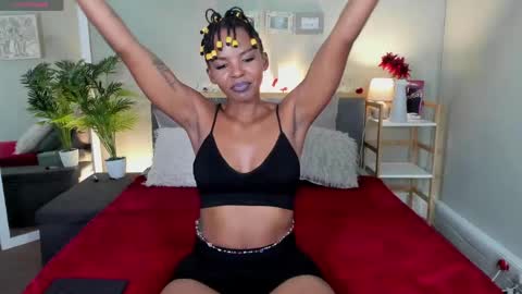 Hot Stella online show from April 14, 6:41 pm