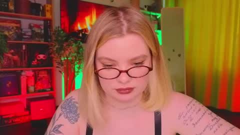 Jane  online show from May 8, 2:53 pm