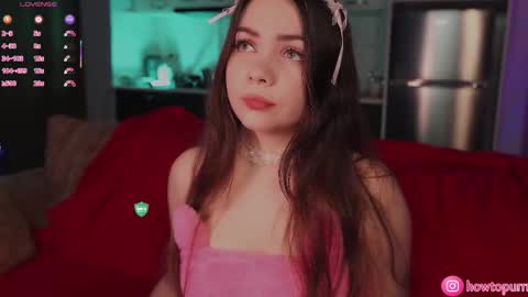 Mia online show from February 20, 4:52 pm