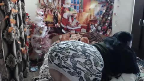 hugeassdevil online show from February 15, 10:32 pm