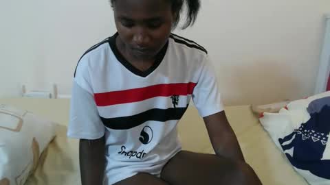 hyacinth_b online show from April 29, 6:46 pm