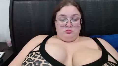 Dominika online show from December 15, 8:25 pm