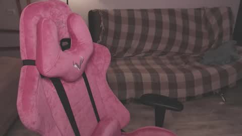 elisabeth online show from November 13, 12:59 pm