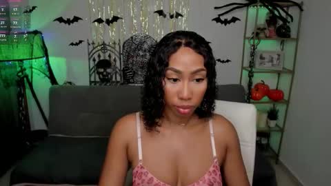 Lul  online show from November 1, 11:31 pm