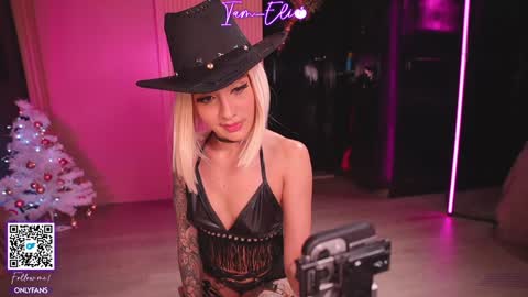       online show from December 7, 10:06 pm