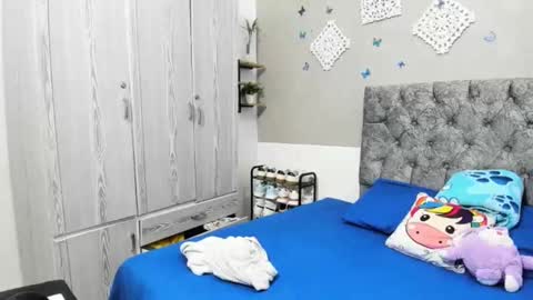 Snapshot of iam_mai chatting on February 26, 1:36 am iam_mai online show from February 26, 1:36 am