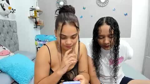 Snapshot of iam_mai chatting on September 14, 3:37 am iam_mai online show from September 14, 3:37 am