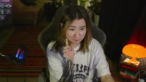 Snapshot of iam_meg chatting on February 25, 10:09 pm Meg online show from February 25, 10:09 pm