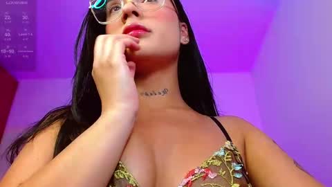 Salo  online show from February 8, 9:24 am