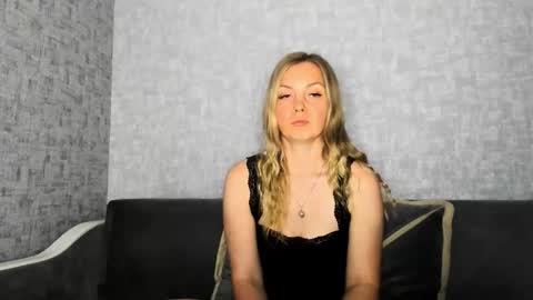 Venus online show from May 30, 3:10 pm
