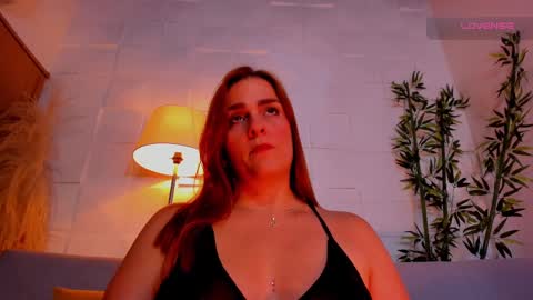 iamxamira online show from October 18, 3:15 pm