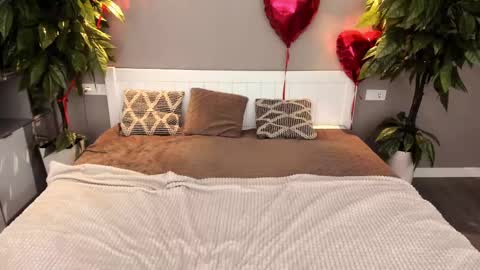 Danielle online show from March 10, 2:59 pm