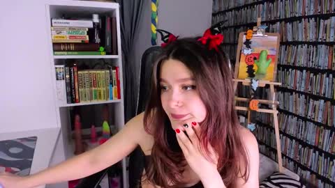 Snapshot of icefroq chatting on October 26, 10:38 pm Julia online show from October 26, 10:38 pm