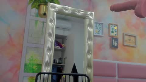 Idiris online show from March 12, 2:23 pm