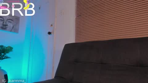 Lua     online show from May 15, 11:40 pm