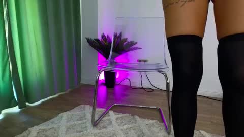 Emma online show from September 18, 6:23 am