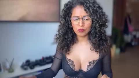 Kloe online show from October 29, 7:27 pm