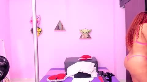 im_a_slut40 online show from March 11, 11:44 am