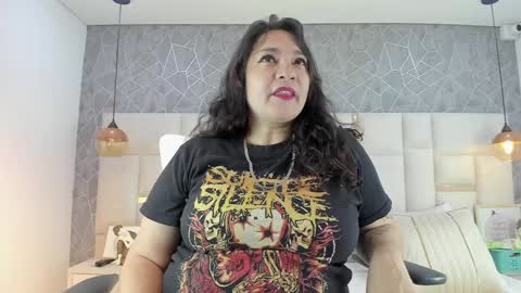 Alaya online show from January 11, 9:25 pm