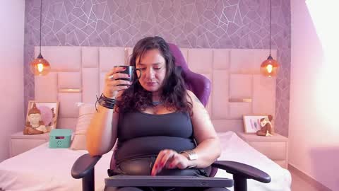 Alaya online show from February 2, 10:28 pm