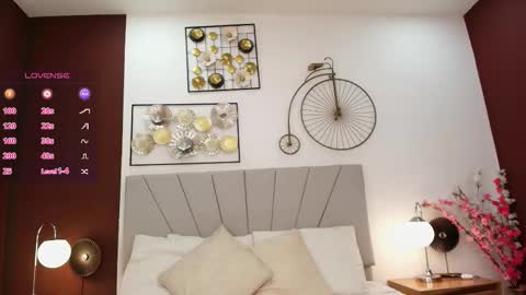 Eli  online show from March 8, 7:07 pm