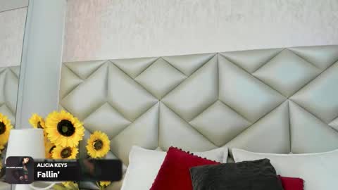  Im Gaia online show from November 17, 1:01 pm