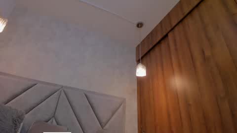 Manu  online show from April 16, 9:39 pm