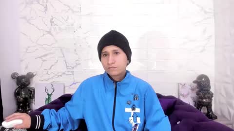 im_milan_rs online show from January 30, 12:39 am