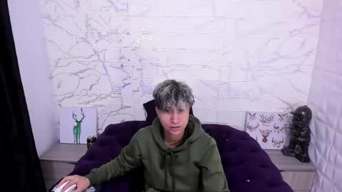 im_milan_rs online show from January 21, 12:15 am