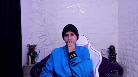 im_milan_rs online show from February 11, 11:31 am