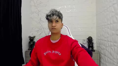 im_milan_rs online show from February 13, 12:57 am