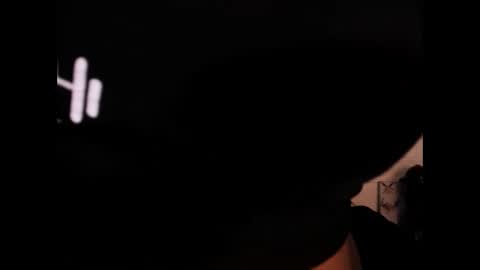 im_milan_rs online show from February 23, 12:26 am