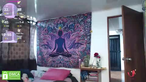 Cutie pie online show from April 6, 3:02 pm