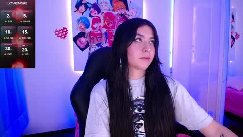 Snapshot of im_rosse_ chatting on February 15, 7:50 pm Jade Rosse online show from February 15, 7:50 pm