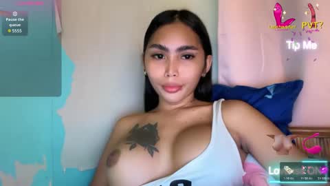 Ms. M online show from April 4, 8:46 am