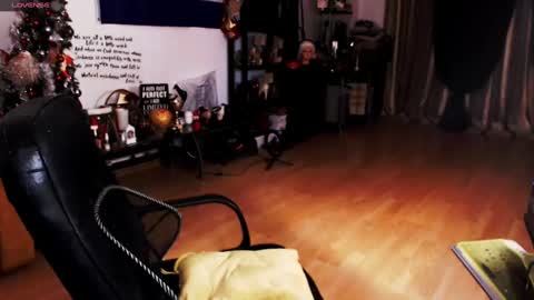 Empress online show from February 11, 2:35 am