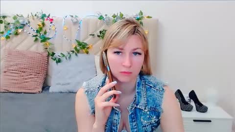 incredible_ariela online show from March 27, 8:26 am