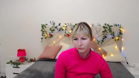 incredible_ariela online show from March 1, 11:50 am