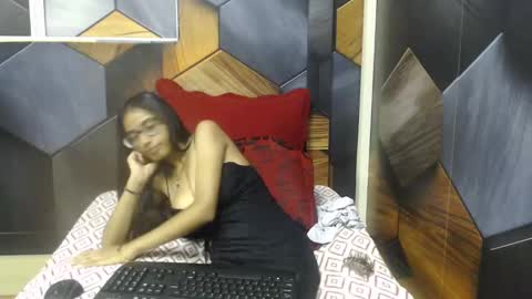 Armani online show from January 24, 7:08 am