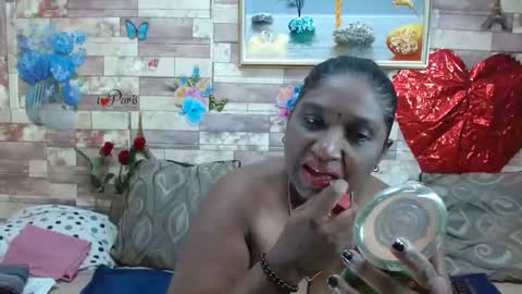 Snapshot of indianblue3 chatting on February 9, 7:49 am tracy online show from February 9, 7:49 am