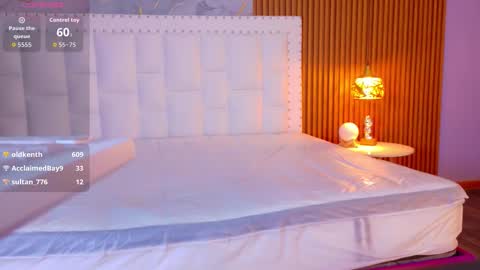 LITTLE AINHOA  online show from March 28, 8:30 pm