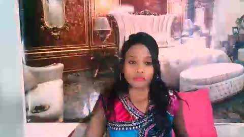 Snapshot of indianlovebug chatting on October 20, 6:33 pm Leah online show from October 20, 6:33 pm